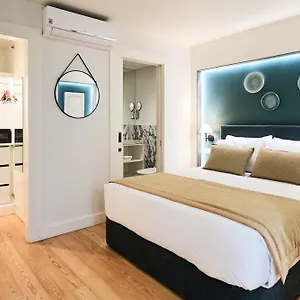 prima-collection-sao-nicolau-119-luxury-apartments.hotels-lisbon-portugal.com/